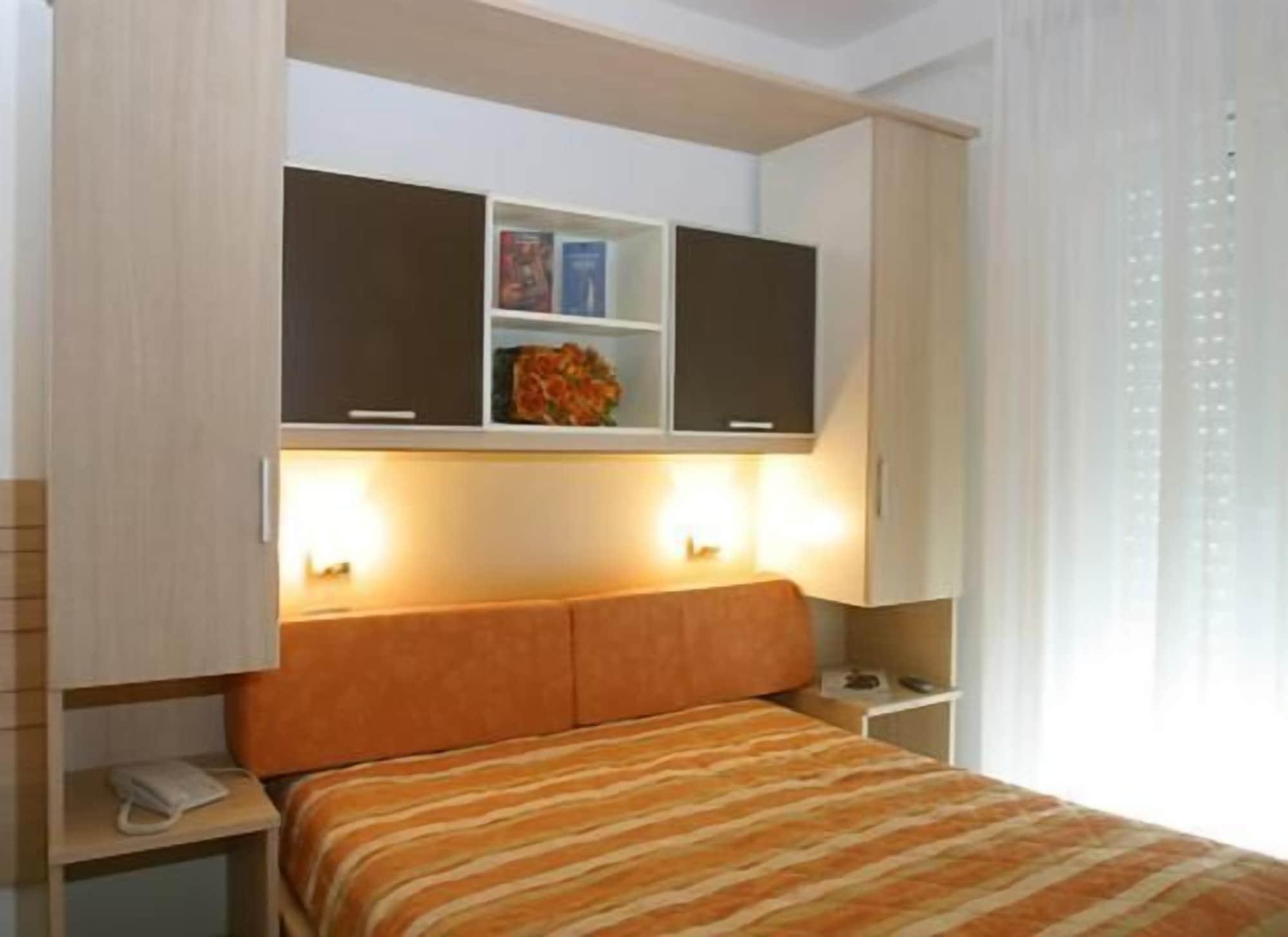 Residence Mareo Riccione Esterno foto