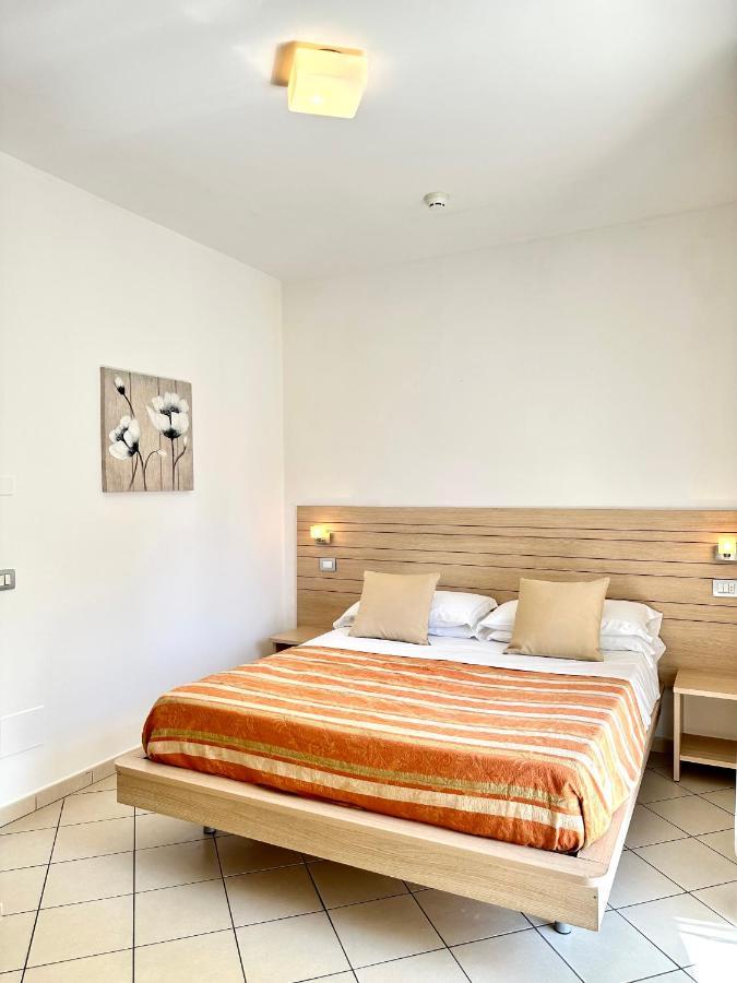 Residence Mareo Riccione Esterno foto