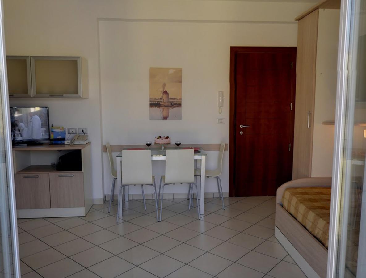 Residence Mareo Riccione Esterno foto