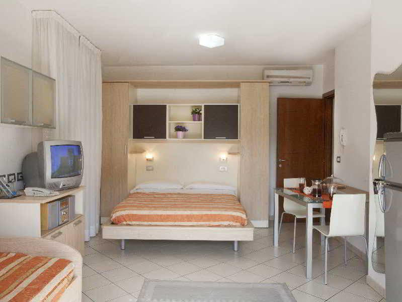 Residence Mareo Riccione Esterno foto